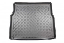 Bandeja de plastico antideslizante Mercedes Classe C (S205) wagon 03.2014-